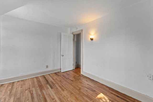 1827-1829 Saint Anthony Avenue, Saint Paul, MN 55104