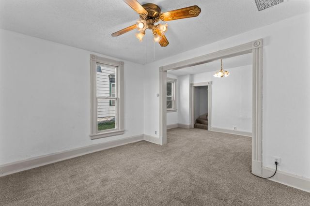 1827-1829 Saint Anthony Avenue, Saint Paul, MN 55104