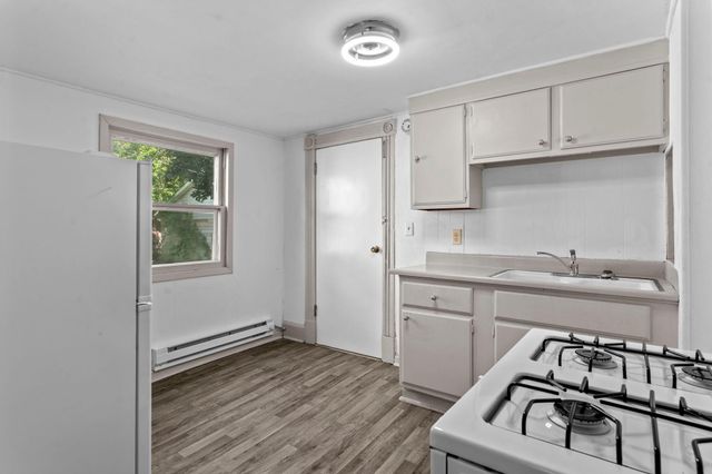 1827-1829 Saint Anthony Avenue, Saint Paul, MN 55104