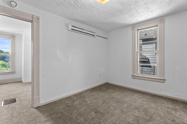 1827-1829 Saint Anthony Avenue, Saint Paul, MN 55104