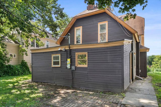 1827-1829 Saint Anthony Avenue, Saint Paul, MN 55104