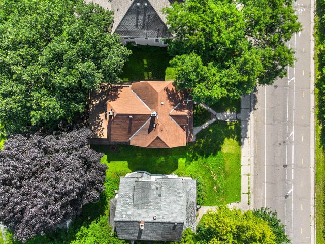 1827-1829 Saint Anthony Avenue, Saint Paul, MN 55104
