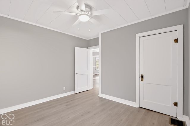 1415 E Castle Avenue, Indianapolis, IN 46227
