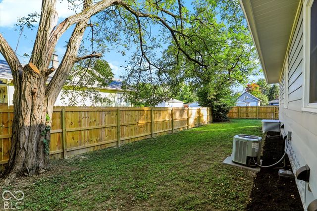 1415 E Castle Avenue, Indianapolis, IN 46227