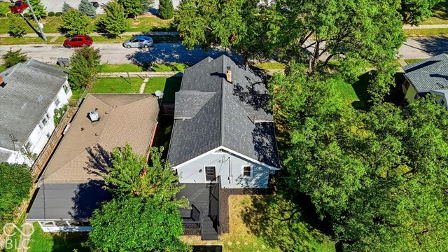 1415 E Castle Avenue, Indianapolis, IN 46227