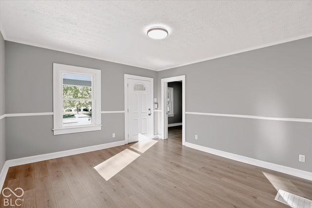 1415 E Castle Avenue, Indianapolis, IN 46227