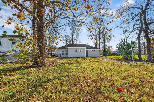 7437 Bywood Street, Houston, TX 77028