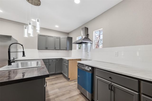 7437 Bywood Street, Houston, TX 77028