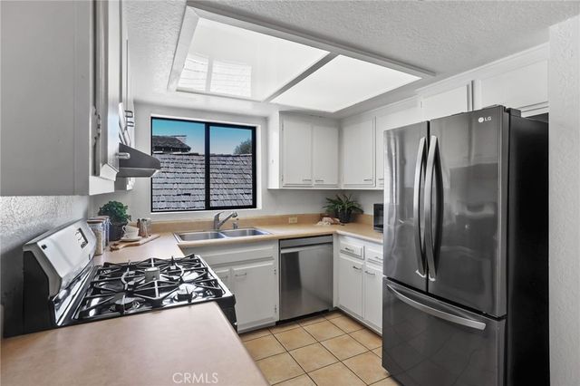 64 59th Place, Long Beach, CA 90803