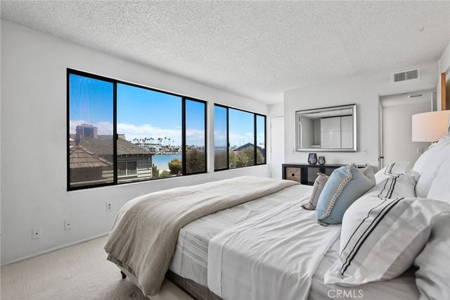 64 59th Place, Long Beach, CA 90803