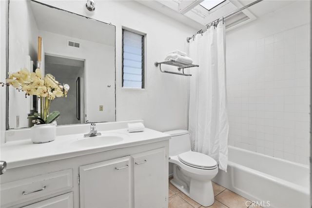 64 59th Place, Long Beach, CA 90803