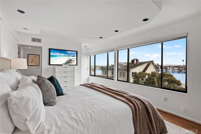 64 59th Place, Long Beach, CA 90803