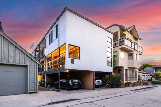 64 59th Place, Long Beach, CA 90803