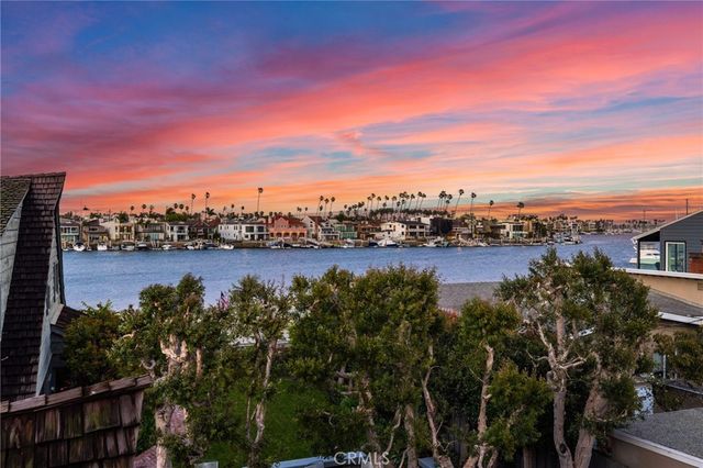 64 59th Place, Long Beach, CA 90803