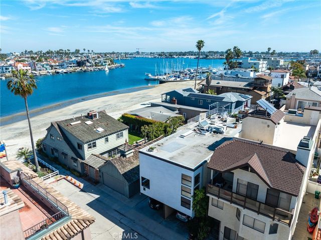64 59th Place, Long Beach, CA 90803