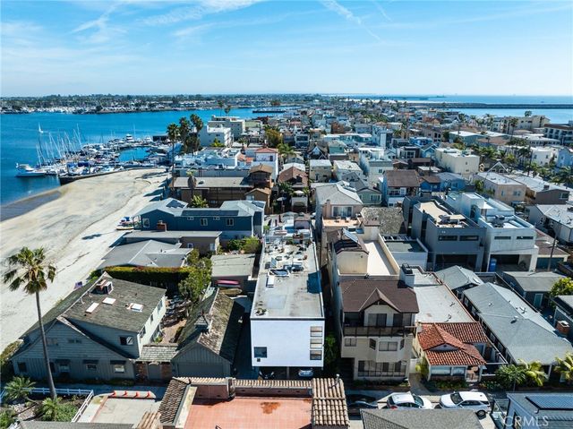 64 59th Place, Long Beach, CA 90803