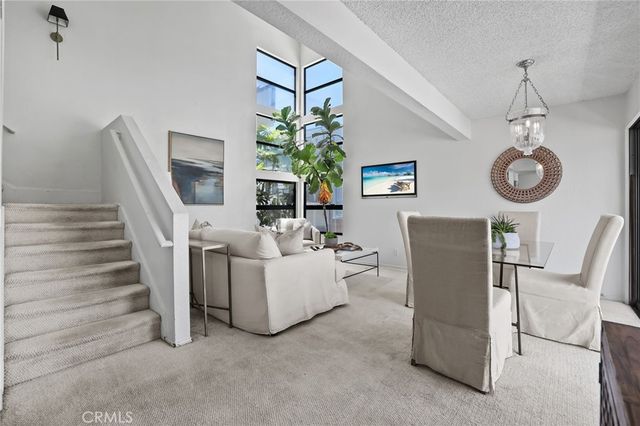 64 59th Place, Long Beach, CA 90803
