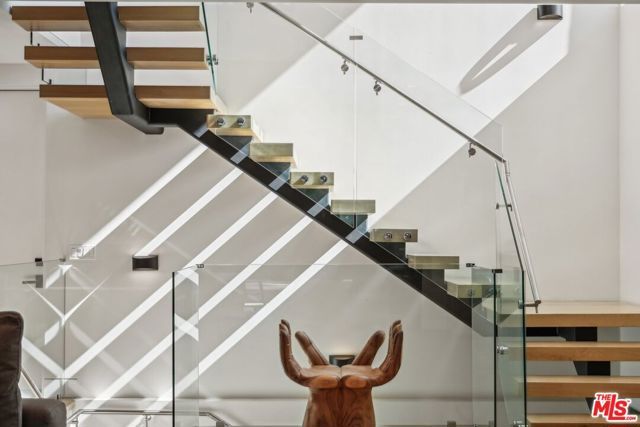 731 N Curson Avenue, Los Angeles, CA 90046