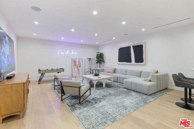 731 N Curson Avenue, Los Angeles, CA 90046