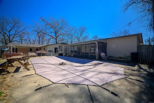 1775 Sun Valley Drive, Batesville, AR 72501