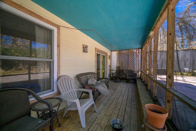 1775 Sun Valley Drive, Batesville, AR 72501