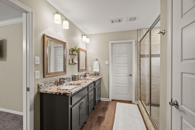 1804 Maple Ridge, Benton, AR 72019