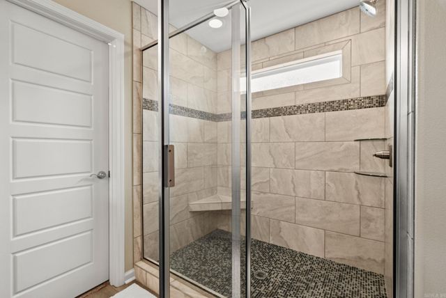 1804 Maple Ridge, Benton, AR 72019