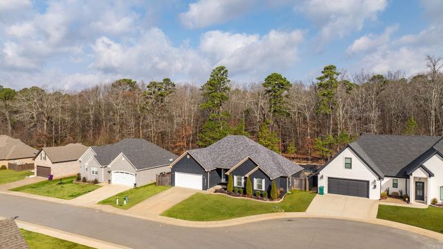 1804 Maple Ridge, Benton, AR 72019