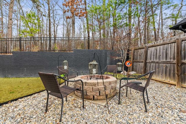 1804 Maple Ridge, Benton, AR 72019