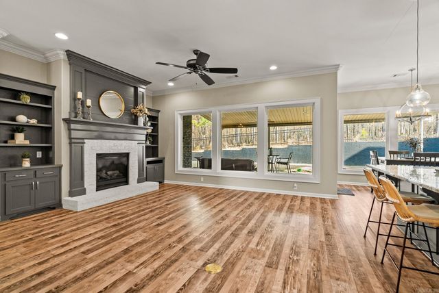 1804 Maple Ridge, Benton, AR 72019