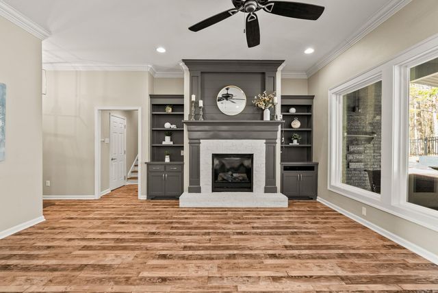 1804 Maple Ridge, Benton, AR 72019