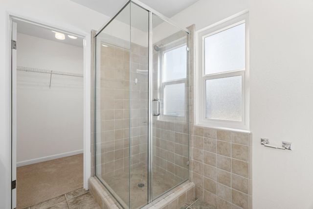 1333 Stonebridge Way, Roseville, CA 95661