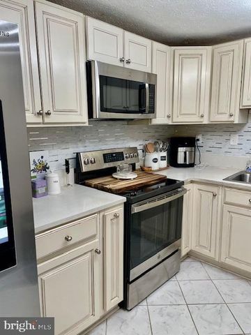 704 PRITCHARD LN, Upper Marlboro, MD 20774