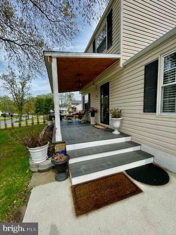 704 PRITCHARD LN, Upper Marlboro, MD 20774