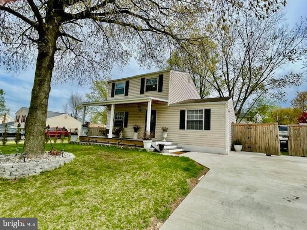 704 PRITCHARD LN, Upper Marlboro, MD 20774