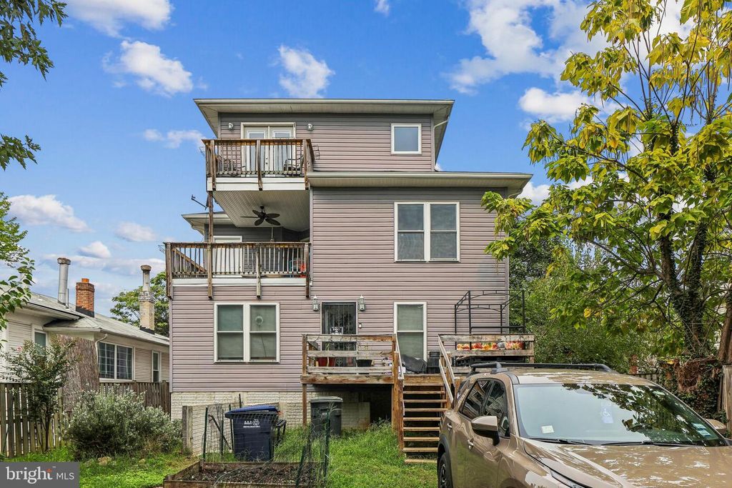 4905 MINNESOTA AVE NE, Washington, DC 20019