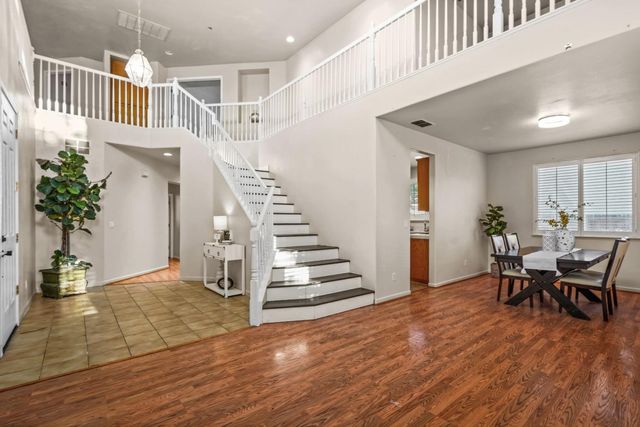 5071 Moorcroft Circle, Stockton, CA 95206