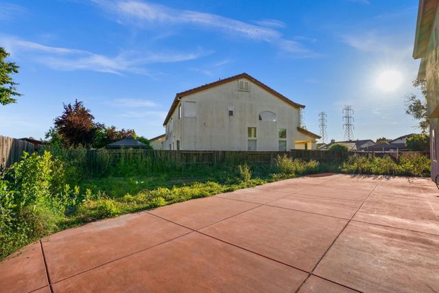 5071 Moorcroft Circle, Stockton, CA 95206