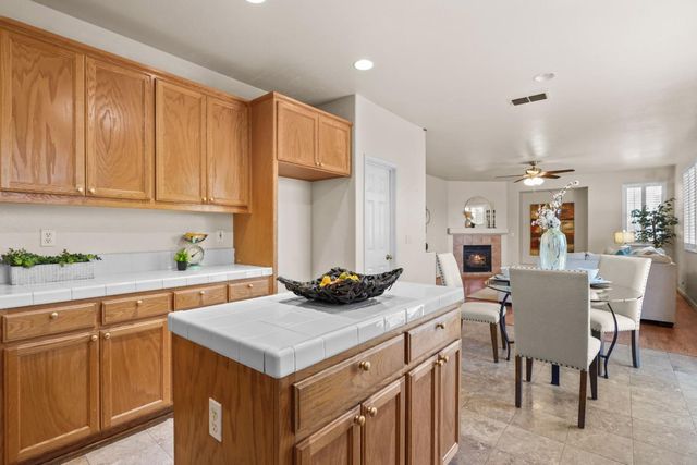 5071 Moorcroft Circle, Stockton, CA 95206