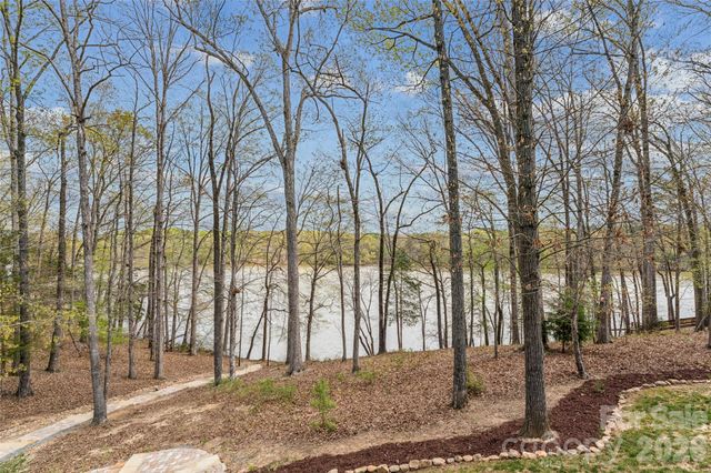 902 Bridgewater Drive, Monroe, NC 28112