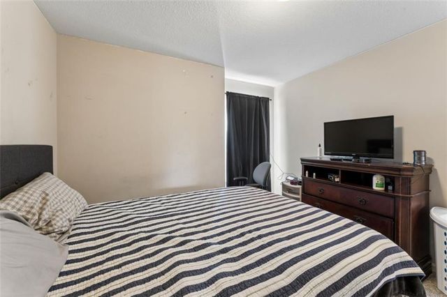 1700 Chestnut Street, Kearney, MO 64060