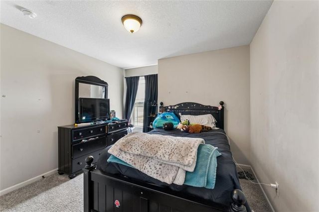 1700 Chestnut Street, Kearney, MO 64060