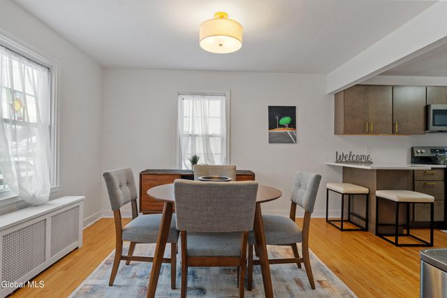 2011 Robinwood Avenue, Rotterdam, NY 12306