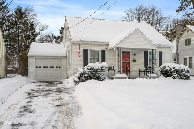 2011 Robinwood Avenue, Rotterdam, NY 12306