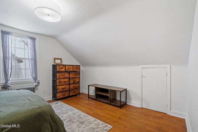 2011 Robinwood Avenue, Rotterdam, NY 12306