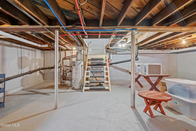 2011 Robinwood Avenue, Rotterdam, NY 12306