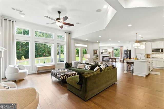 6411 Winter Harbor Drive, Flowery Branch, GA 30542