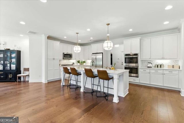 6411 Winter Harbor Drive, Flowery Branch, GA 30542