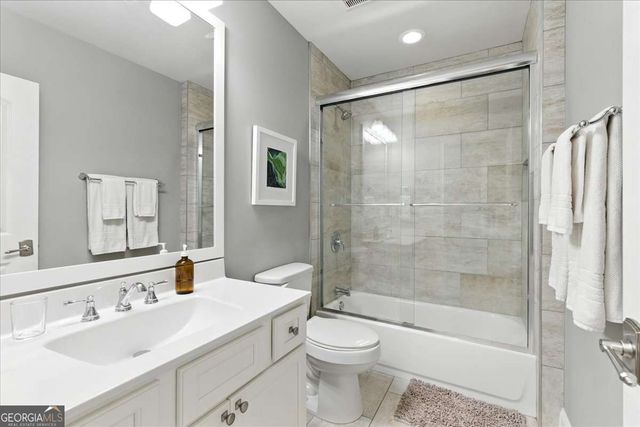 6411 Winter Harbor Drive, Flowery Branch, GA 30542