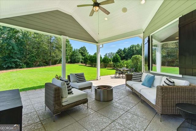 6411 Winter Harbor Drive, Flowery Branch, GA 30542